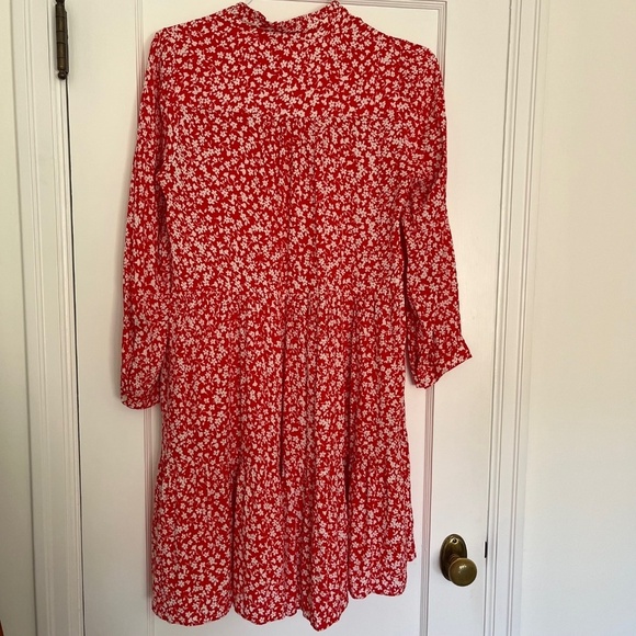 Like new! J Crew Red Floral Tiered Shirtdress | Size Small - Picture 4 of 11